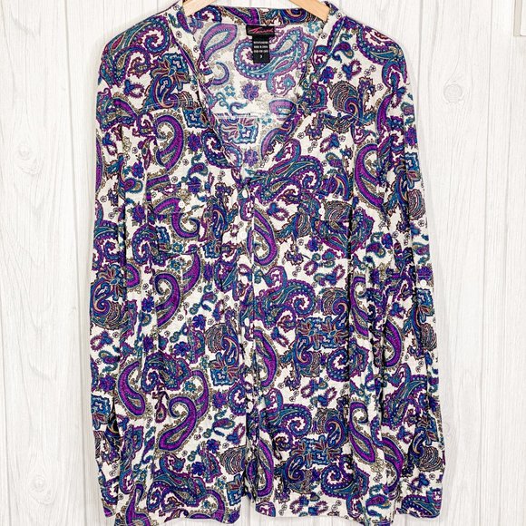 Torrid Blouse White Purple Green Paisley Floral - Picture 2 of 9